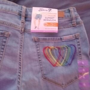 Seven7 Jean Shorts Size 6 Womens Bermuda Shorts